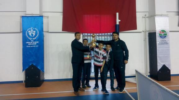 Küçük Erkekler Masa Tenisi Turnuvasında Gölkent Ortaokulumuz İl İkincisi Oldu
