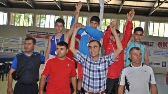 Türkiye Alt Minikler Boks Şampiyonası Sona Erdi