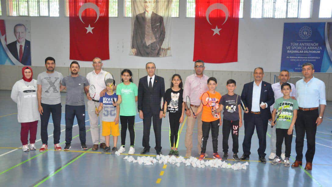 İlçe Milli Eğitim Müdürümüz Ali Şeyh ÖZDEMİR, Sportif Yetenek Tarama Çalışmalarını Ziyaret Etti.