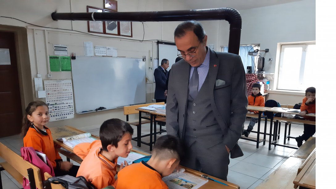 Milli Eğitim Müdürümüz Ali Şeyh ÖZDEMİR Yeşilova ve Aşağı Azaplı İlkokulunu Ziyaret etti.