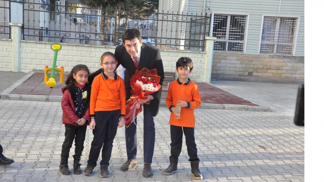 Kaymakamımız Sayın İhsan AYRANCI Atatürk İlkokulu'nu Ziyaret Etti