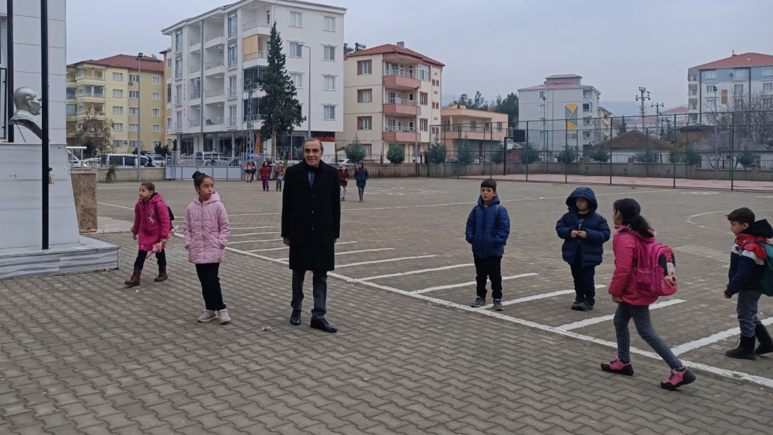 Milli Eğitim Müdürümüz Ali Şeyh ÖZDEMİR'in Okul Ziyaretleri Devam Ediyor